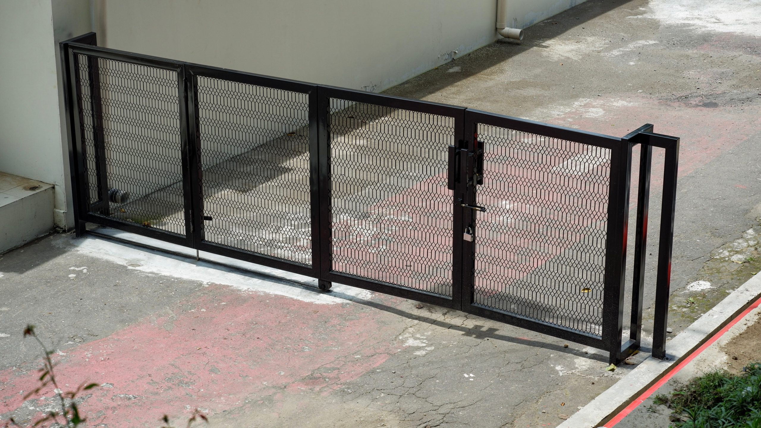 gate